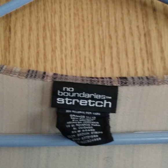 Women's Top - Picture 2 of 4